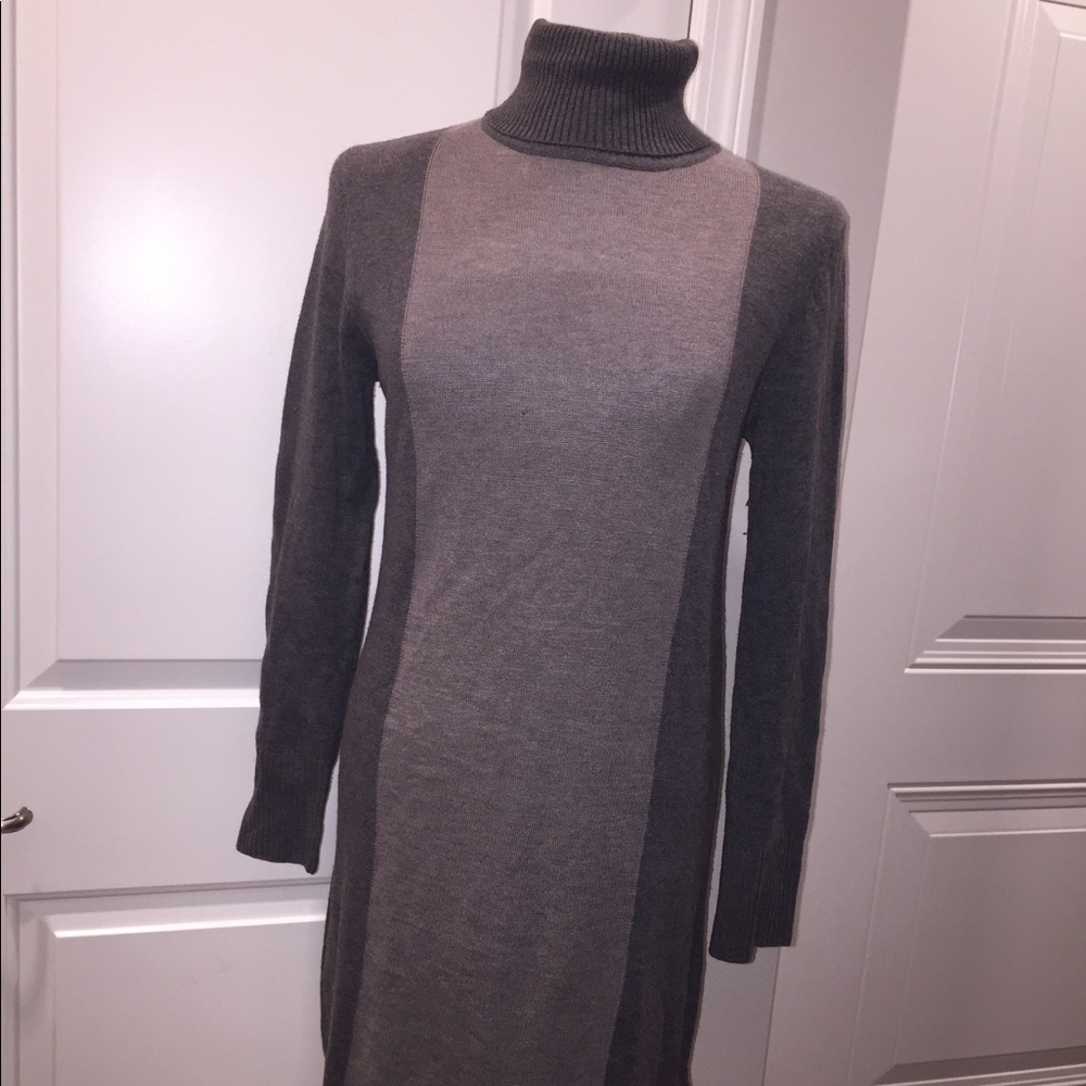 Adrienne vittadini sweater dress medium